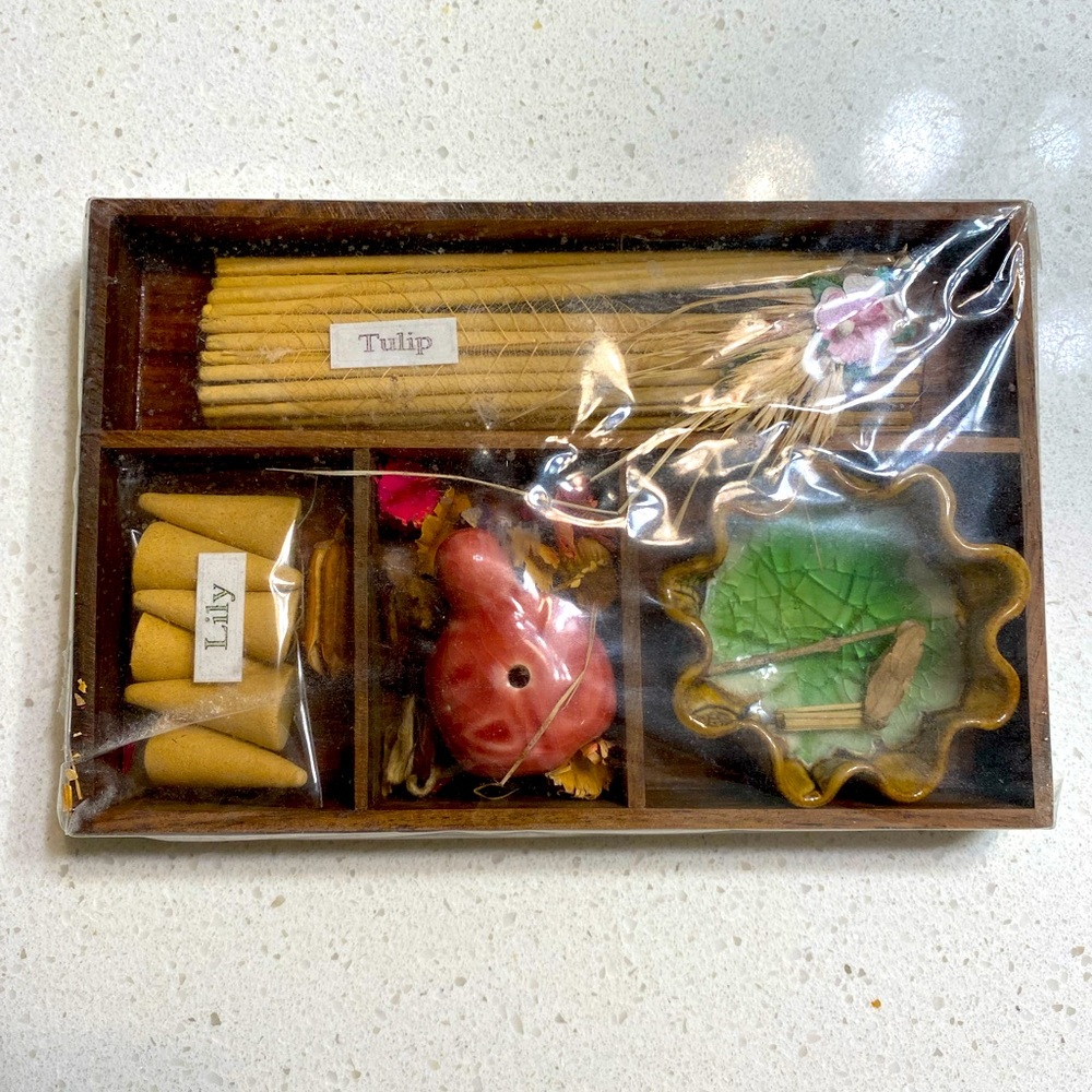 New - Thai Aromatherapy Box (3 for $30)